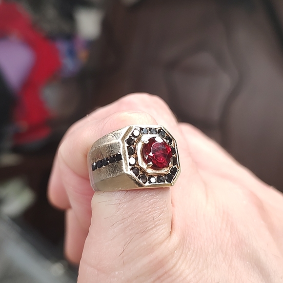 Solid Gold Pinky Ring - Picture 3 of 5